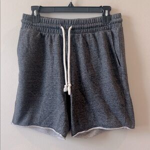 H&M Raw-Edged Sweatshirt Shorts Men's M Athletic‎ Dark Grey Pockets Regular Fit